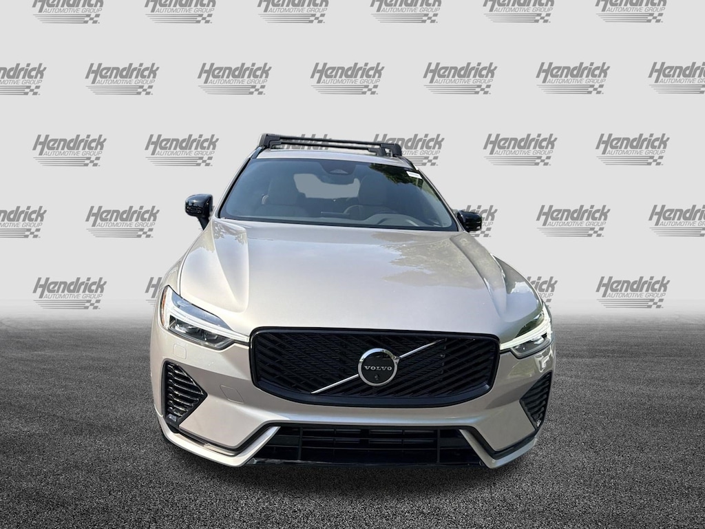 New 2026 Volvo XC60 plug-in hybrid T8 Plus SUV