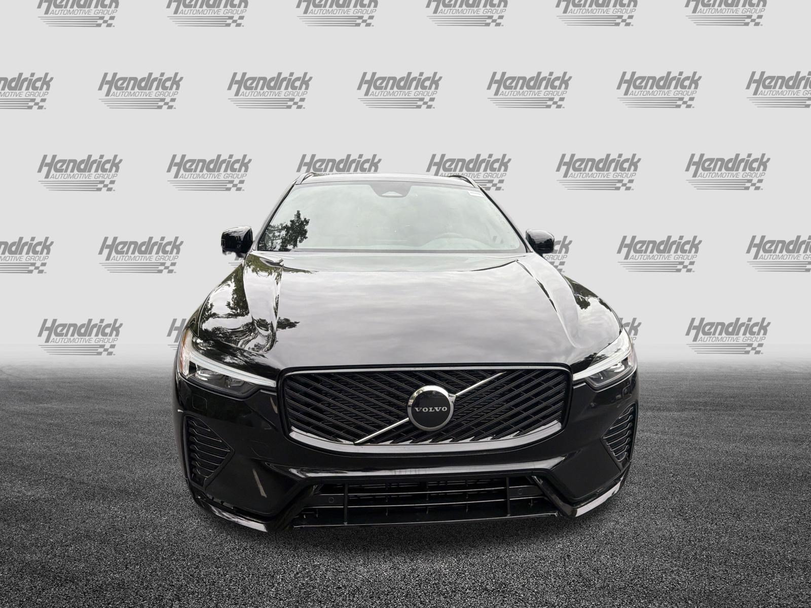 New 2027 Volvo XC60 B5 Core SUV