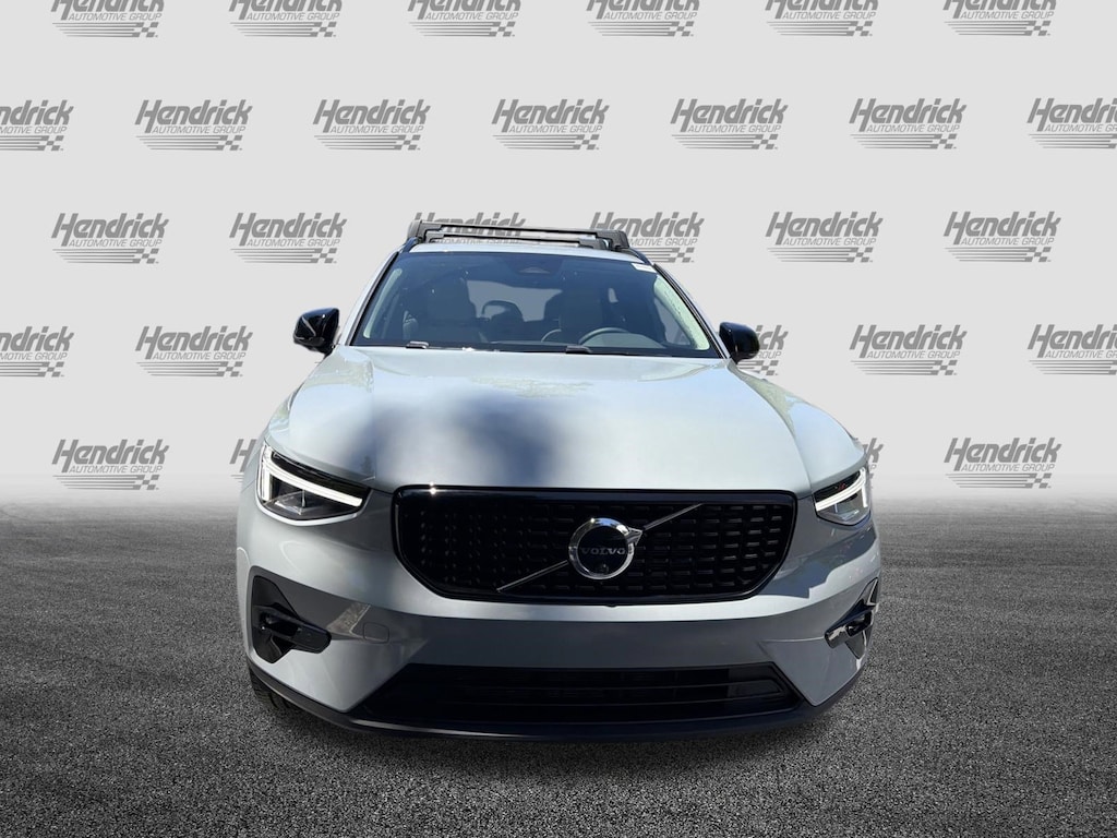 New 2026 Volvo XC40 B4 Plus SUV