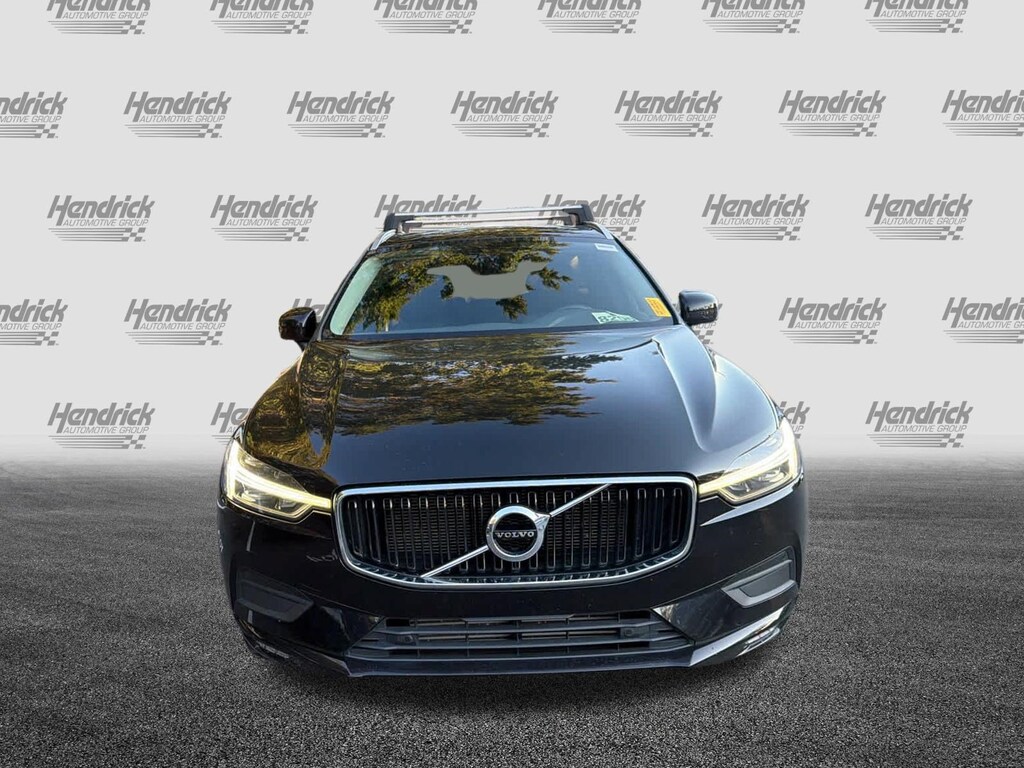 Used 2021 Volvo XC60 Momentum SUV