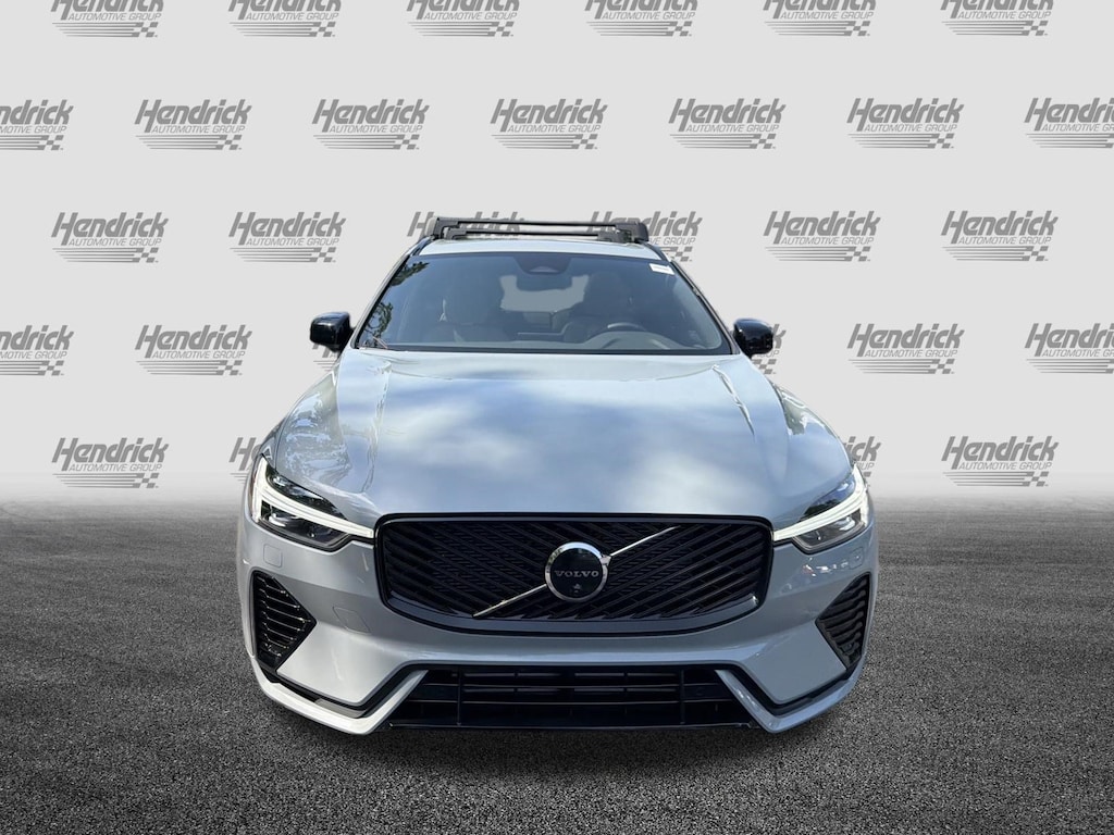 New 2026 Volvo XC60 plug-in hybrid T8 Plus SUV