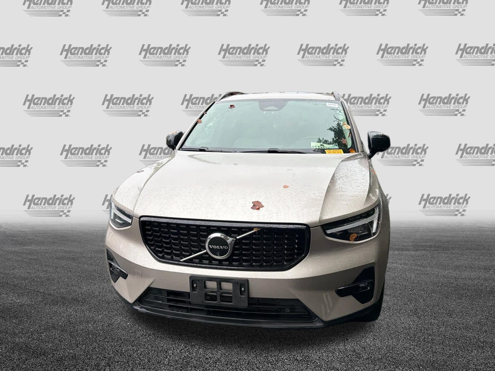 Certified 2024 Volvo XC40 Plus Dark Theme SUV