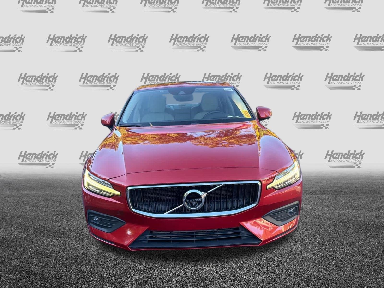 Used 2020 Volvo S60 Momentum Sedan
