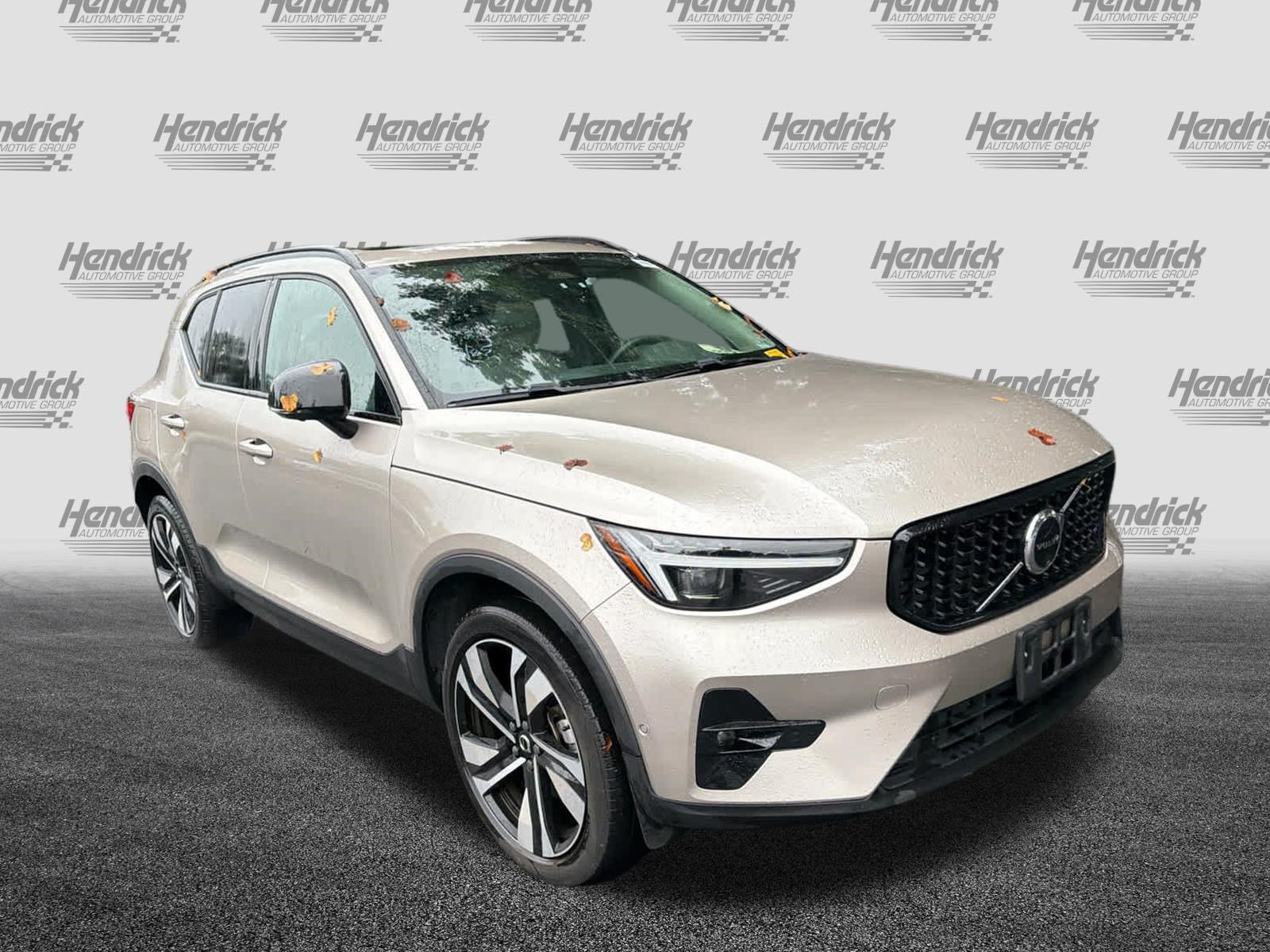 Certified 2024 Volvo XC40 Plus Dark Theme SUV
