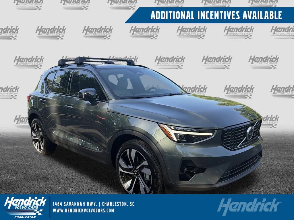 New 2026 Volvo XC40 B5 Ultra SUV