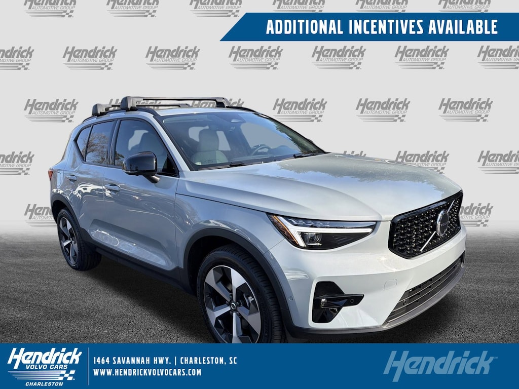 New 2026 Volvo XC40 B5 Plus SUV