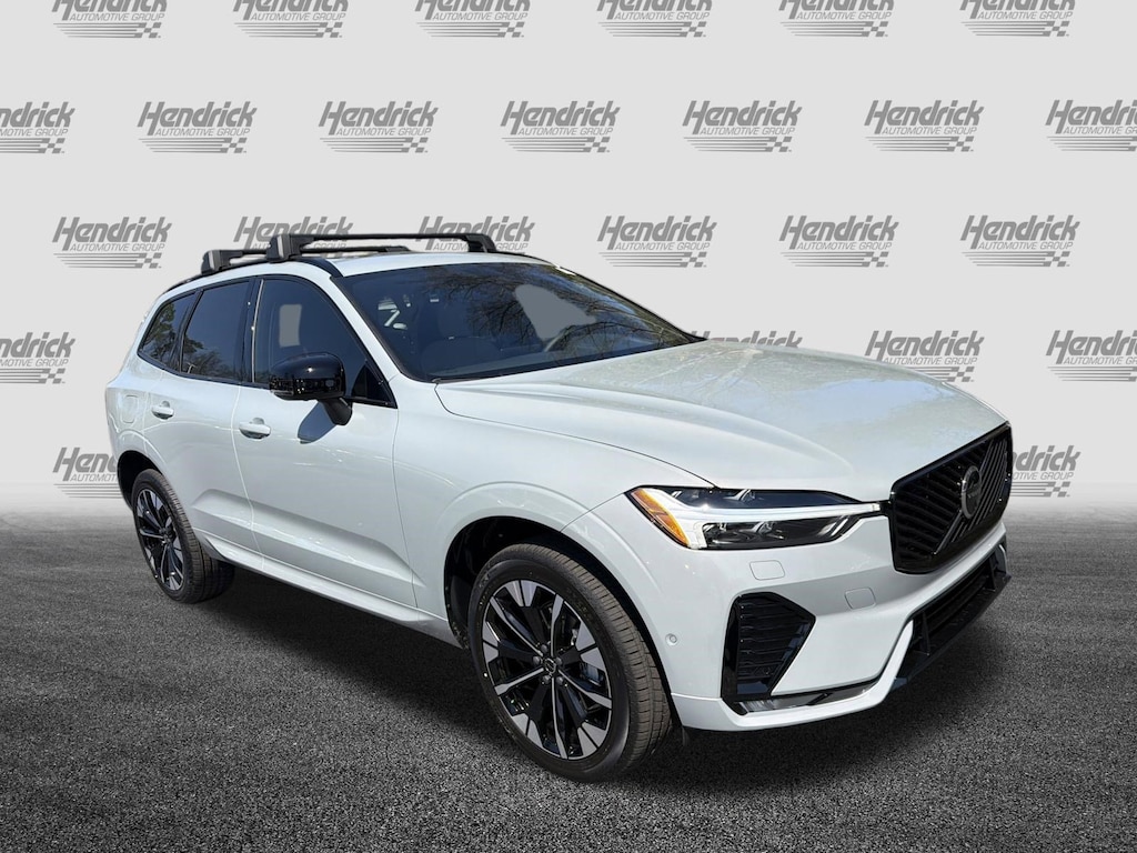 New 2026 Volvo XC60 B5 Plus SUV