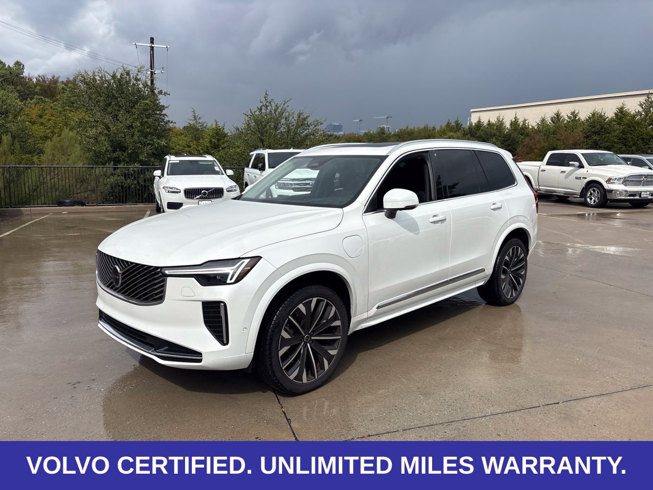 2025 Volvo XC90 Plug-In Hybrid