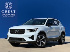 2026 Volvo XC40 B5 Plus SUV