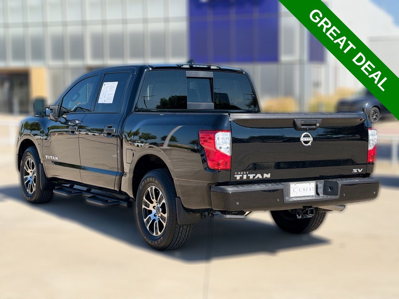 2024 Nissan Titan SV - Photo 6