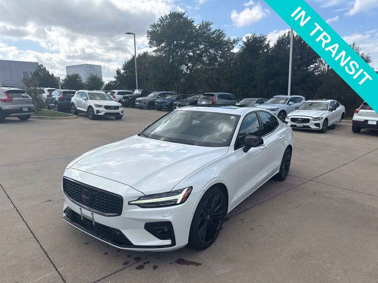 2024 Volvo S60 B5 Plus Black Edition Sedan
