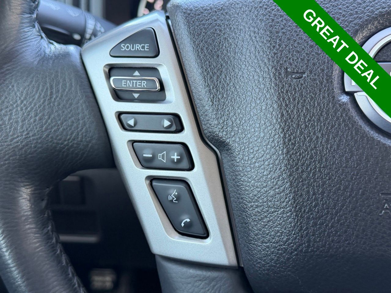 2024 Nissan Titan SV - Photo 18