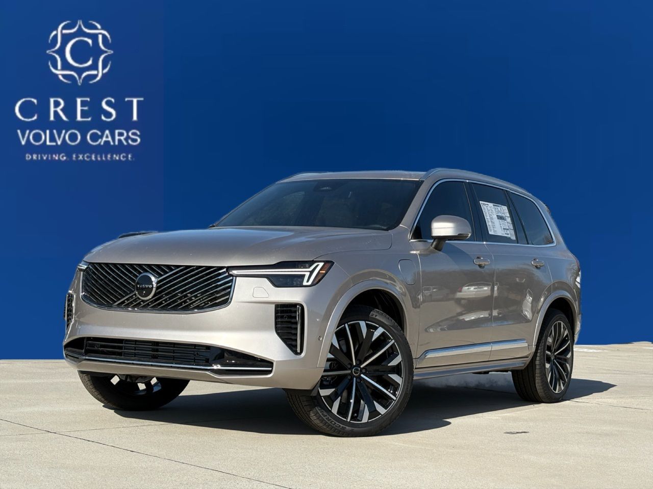 2026 Volvo XC90 plug-in hybrid T8 Plus 7-Seater SUV