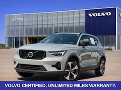 2026 Volvo XC40 B5 Plus SUV