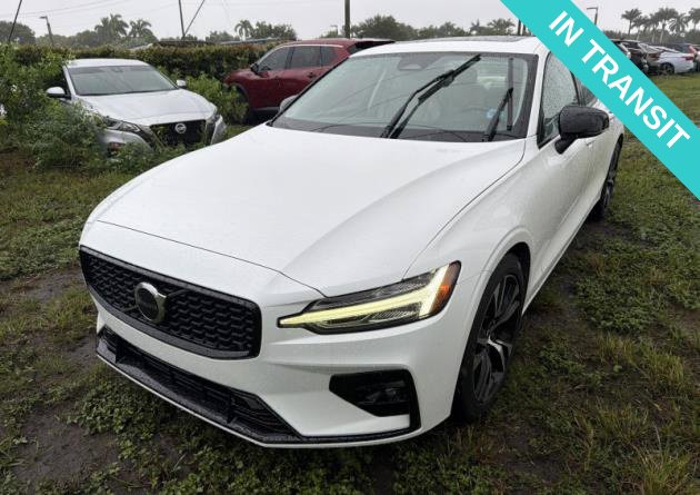 2024 Volvo S60 B5 Dark Theme Sedan