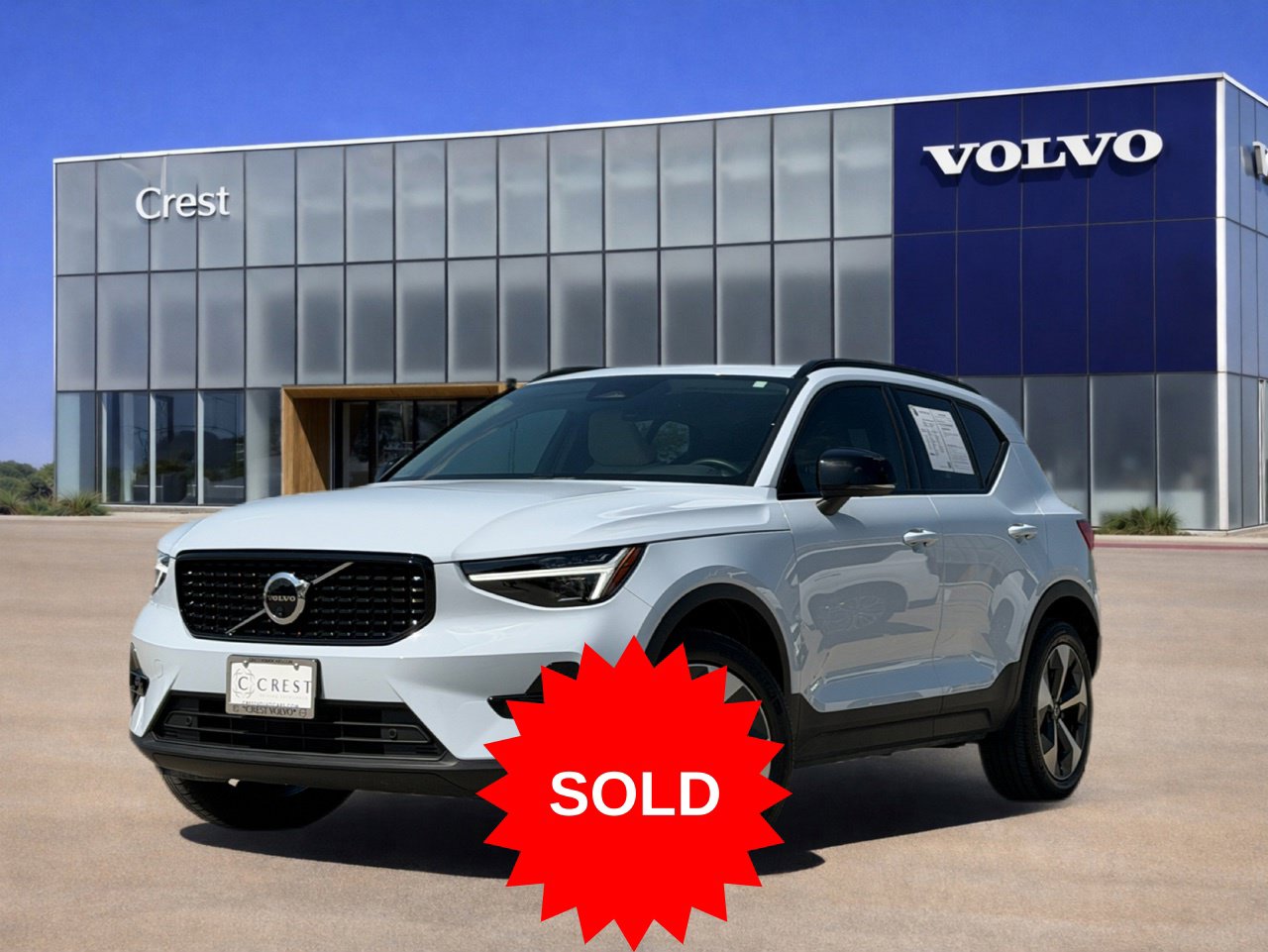 2026 Volvo XC40 B5 Plus SUV