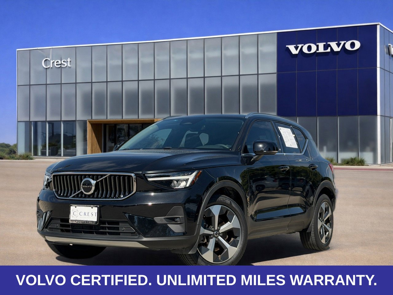 2023 Volvo XC40 B5 Plus Bright Theme SUV