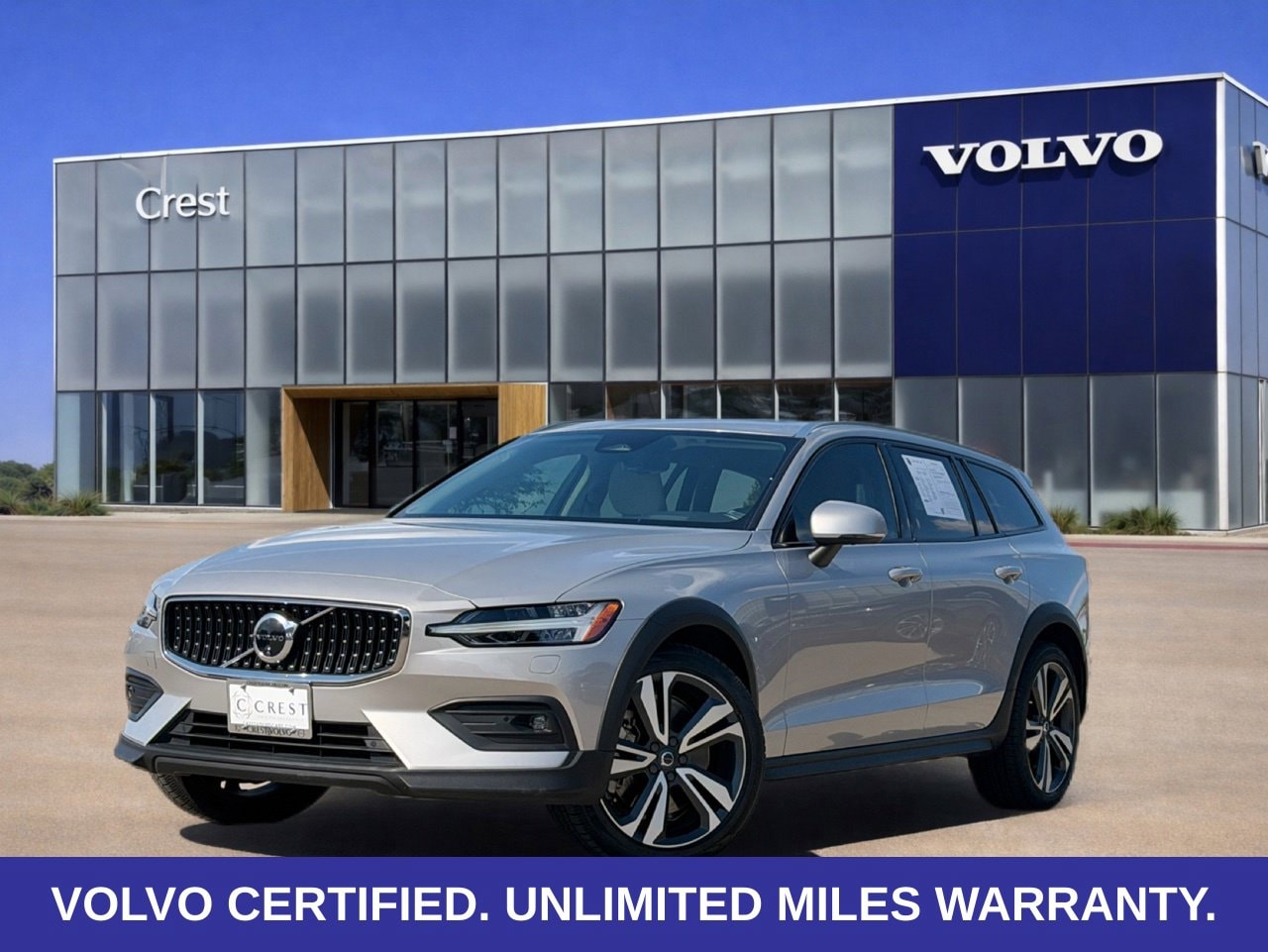 2025 Volvo V60 Cross Country