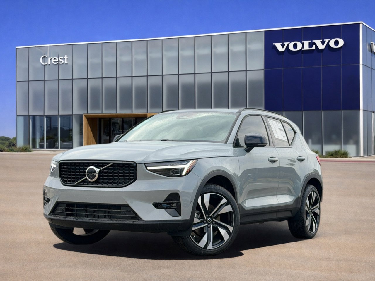2026 Volvo XC40 B5 Ultra SUV