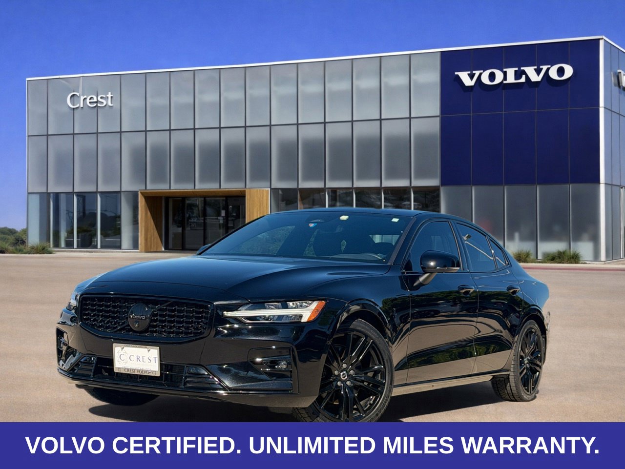 2024 Volvo S60 B5 Plus Black Edition Sedan