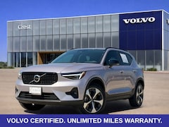 2026 Volvo XC40 B5 Plus SUV