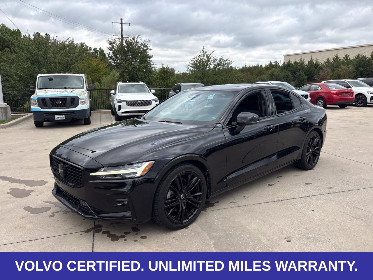 2024 Volvo S60 B5 Plus Black Edition Sedan