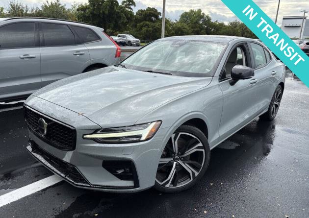 2024 Volvo S60 B5 Plus Dark Theme Sedan
