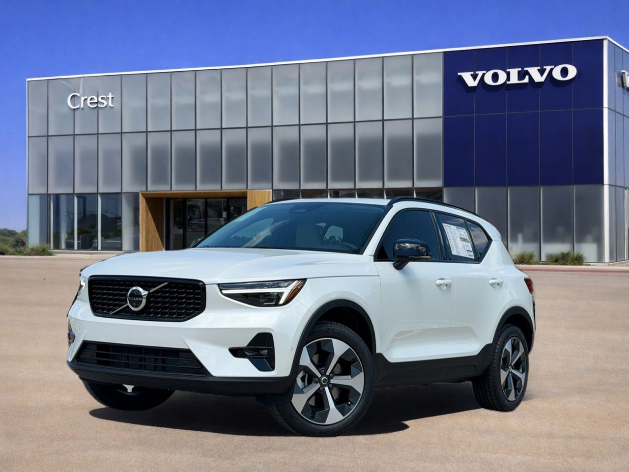 2026 Volvo XC40 B4 Plus SUV