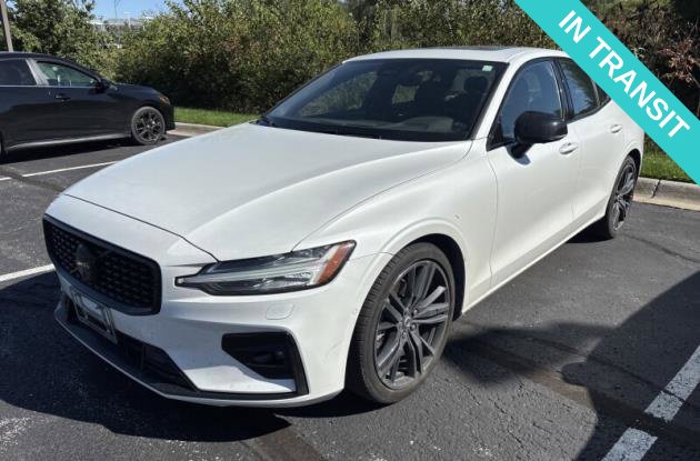 2024 Volvo S60 B5 Plus Black Edition Sedan