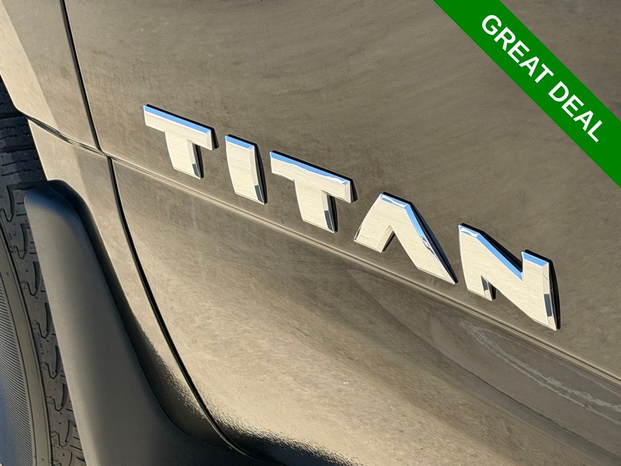 2024 Nissan Titan SV - Photo 9