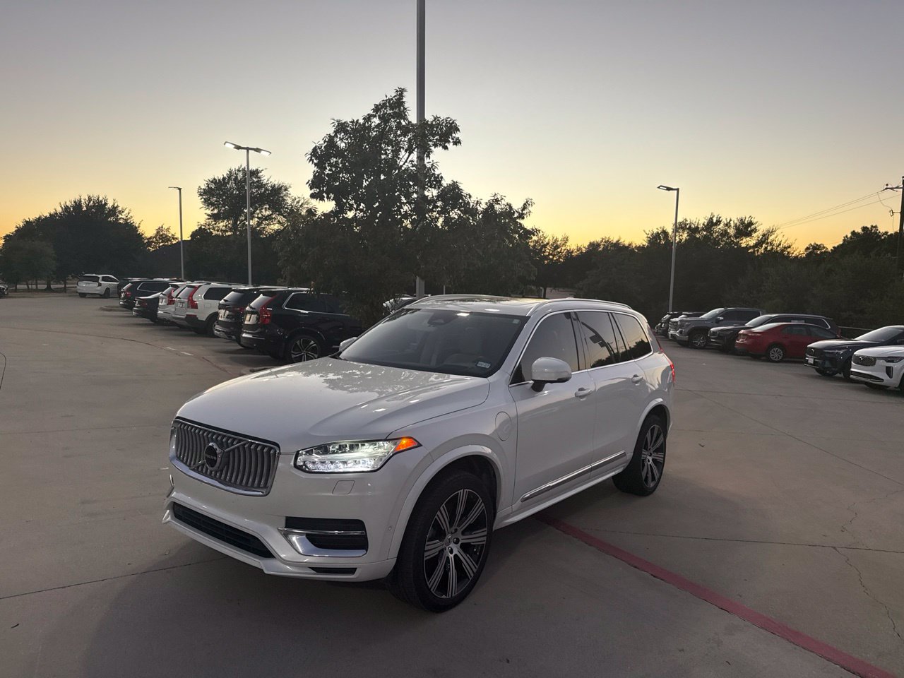 2024 Volvo XC90 Recharge Plug-In Hybrid Ultimate SUV