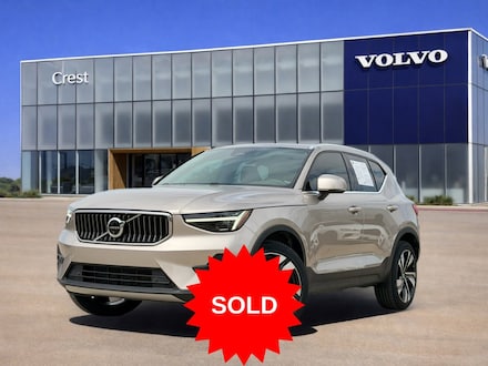 2024 Volvo XC40 B5 Plus Bright Theme SUV