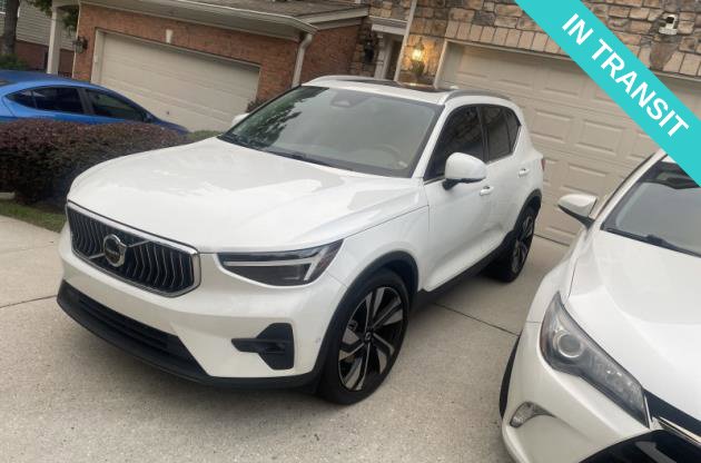 2024 Volvo XC40 Ultimate SUV