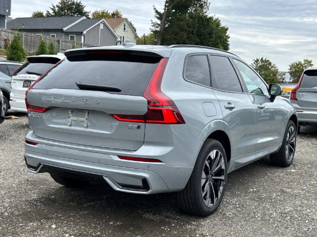 New 2027 Volvo XC60 Plus SUV