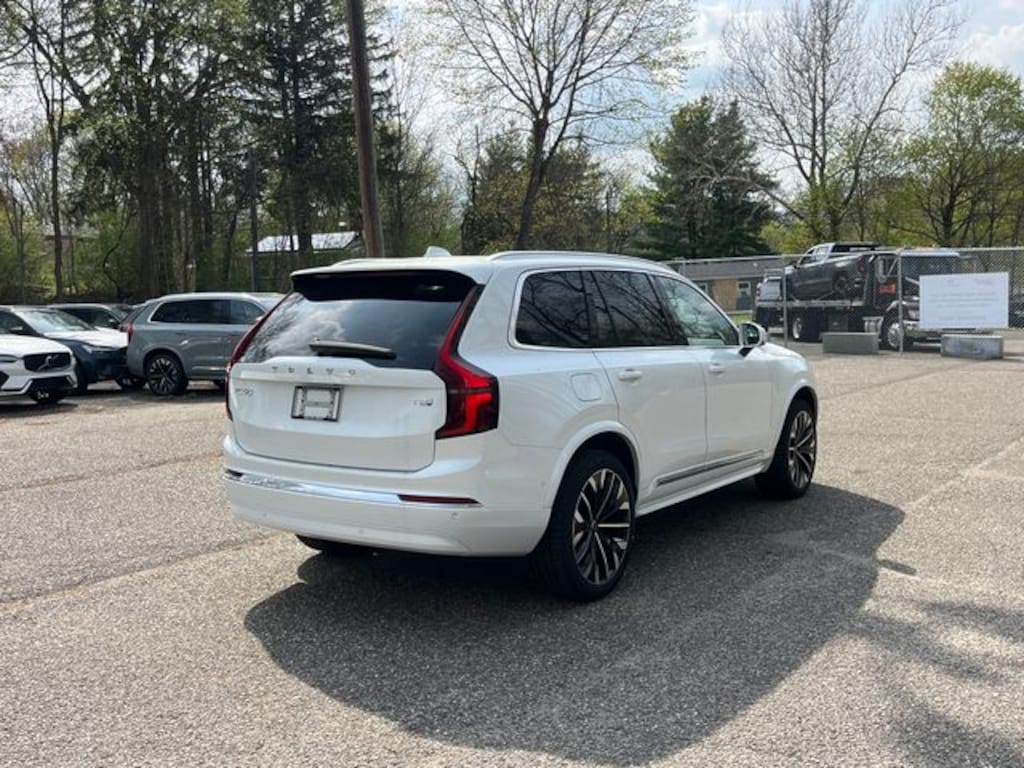 Used 2026 Volvo XC90 Plug-In Hybrid T8 Plus SUV