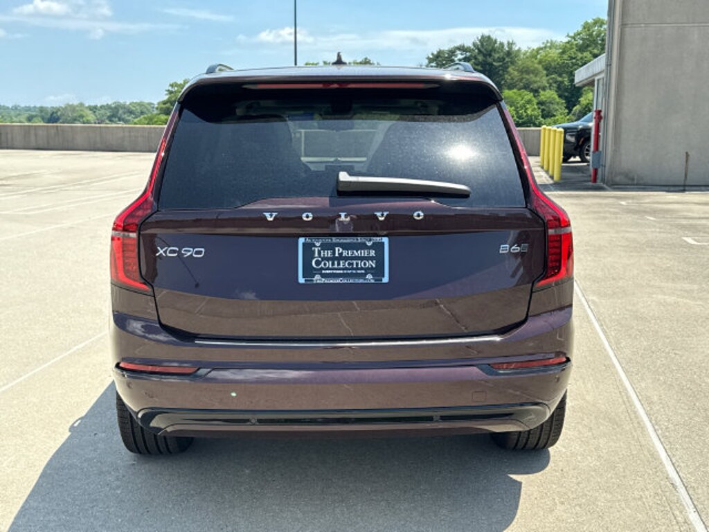 New 2026 Volvo XC90 B6 Ultra Dark Theme 6-Seater SUV