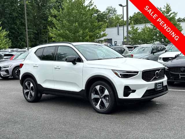Used 2026 Volvo XC40 B5 Plus SUV
