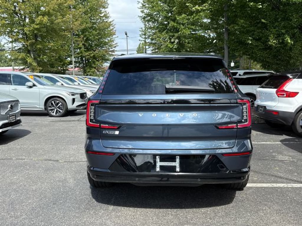 Certified 2025 Volvo EX90 Twin Motor Performance Ultra SUV