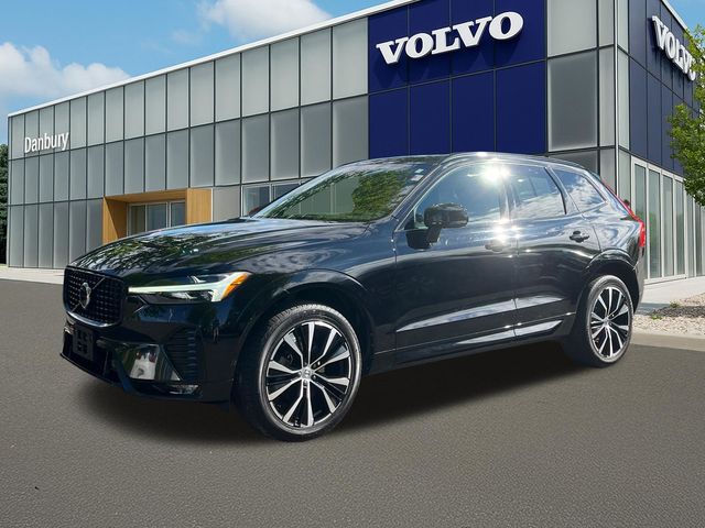 2023 Volvo XC60 B5 Plus Dark Theme SUV