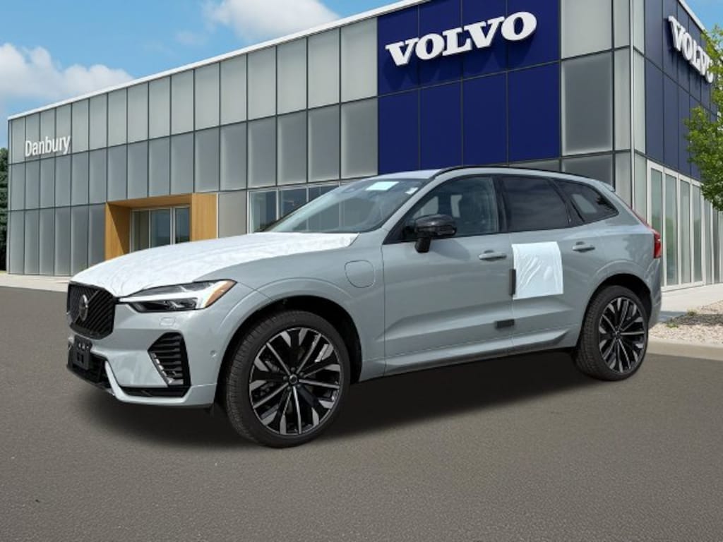 New 2027 Volvo XC60 plug-in hybrid T8 Ultra SUV