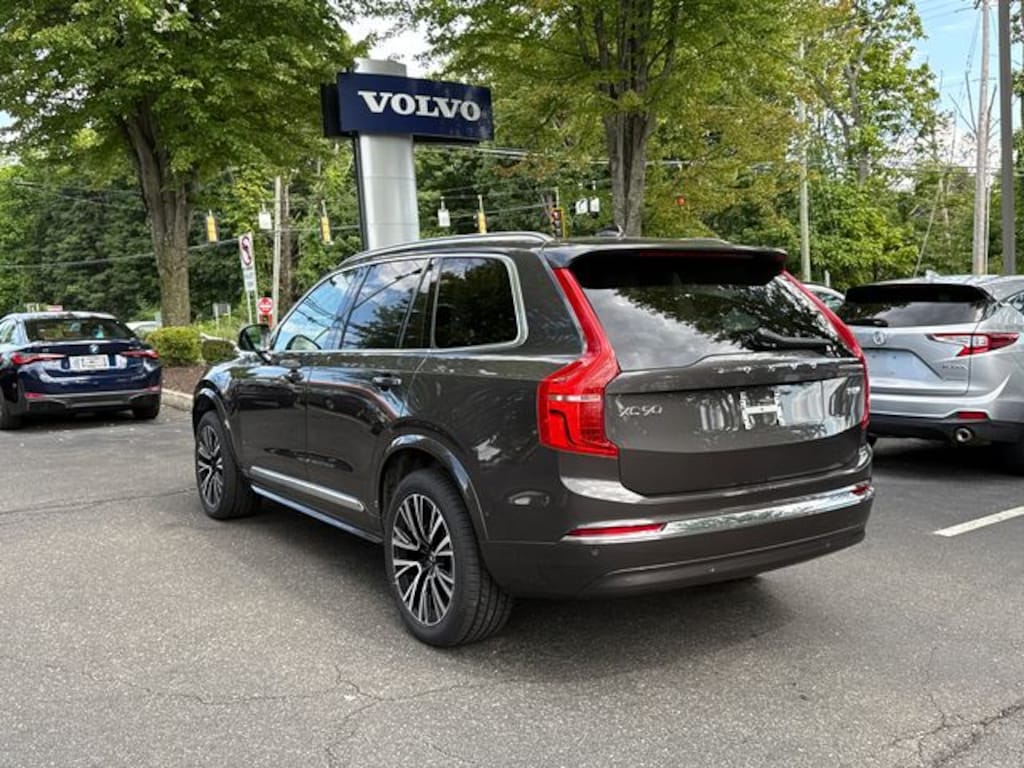 Certified 2025 Volvo XC90 plug-in hybrid T8 Plus SUV