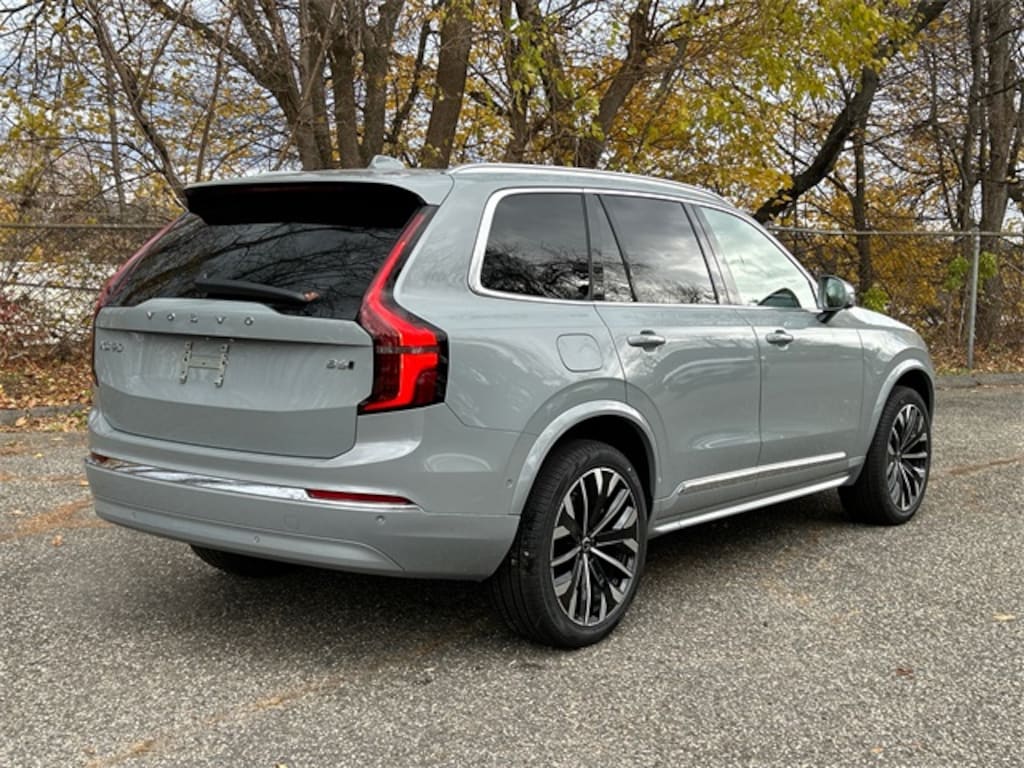 New 2026 Volvo XC90 B6 Ultra 7-Seater SUV