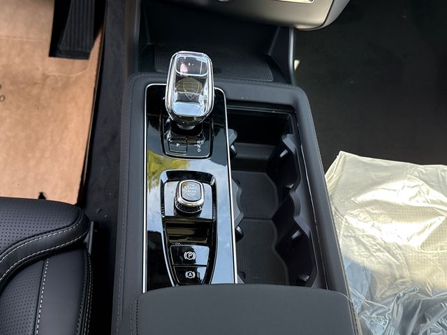 2026 Volvo XC90 Ultra - Photo 16