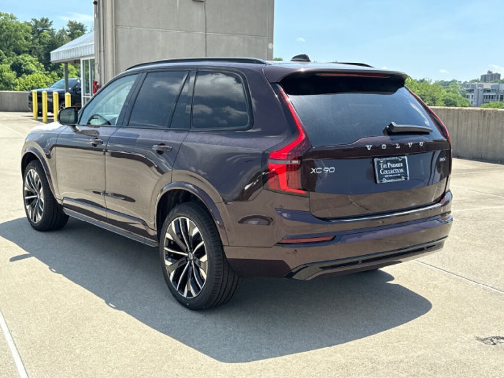 New 2026 Volvo XC90 B6 Ultra Dark Theme 6-Seater SUV