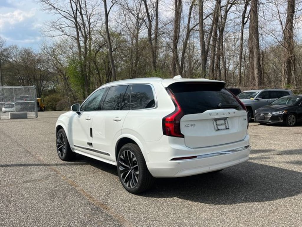 Used 2026 Volvo XC90 Plug-In Hybrid T8 Plus SUV