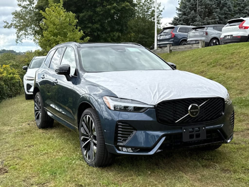 New 2027 Volvo XC60 B5 Ultra SUV