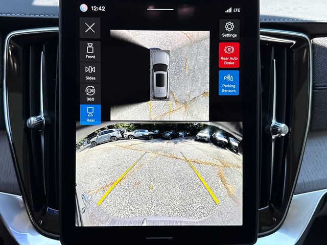 2026 Volvo XC90 Ultra - Photo 15