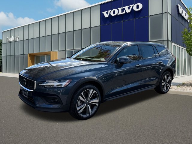  Volvo V60 Cross Country