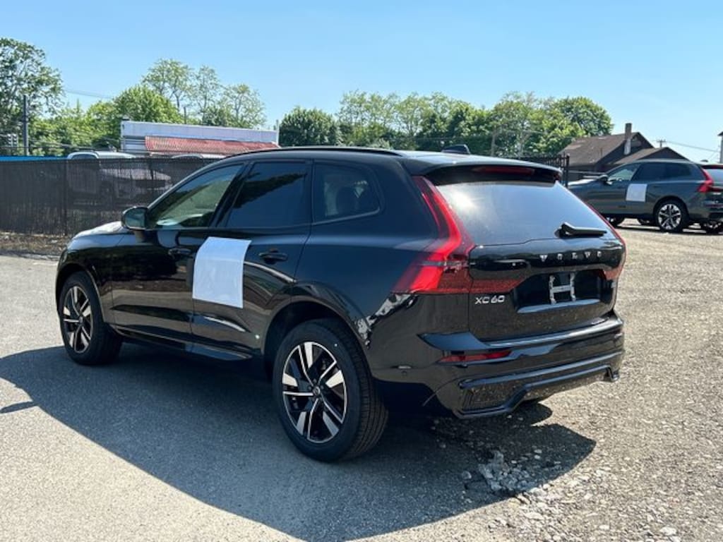 Used 2026 Volvo XC60 B5 Plus SUV