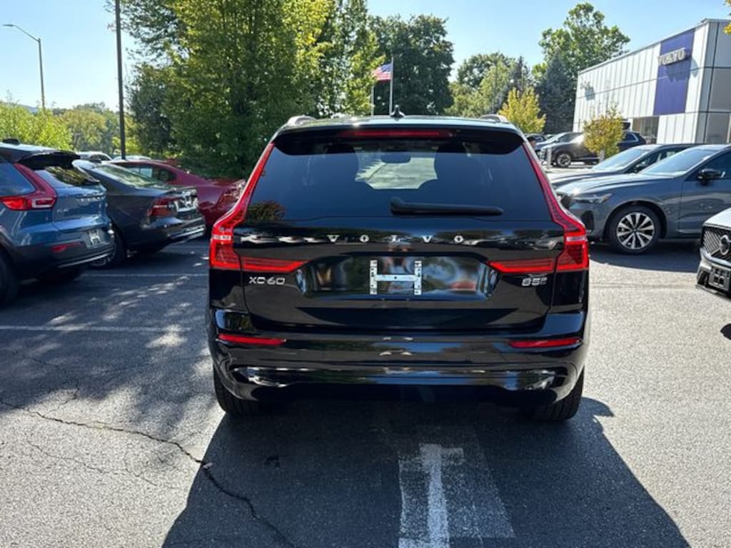 Certified 2023 Volvo XC60 B5 Core SUV